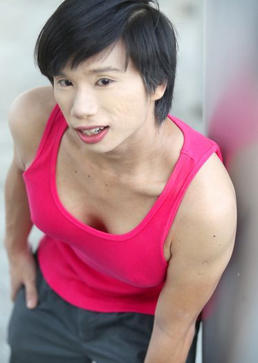 Rice-Media-Kurt-Tay-Father-Shemale-Breast-Implant-10 source: www.tgforum.com